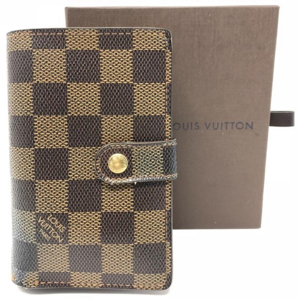 🔴SOLD🔴Louis Vuitton French Kisslock Wallet